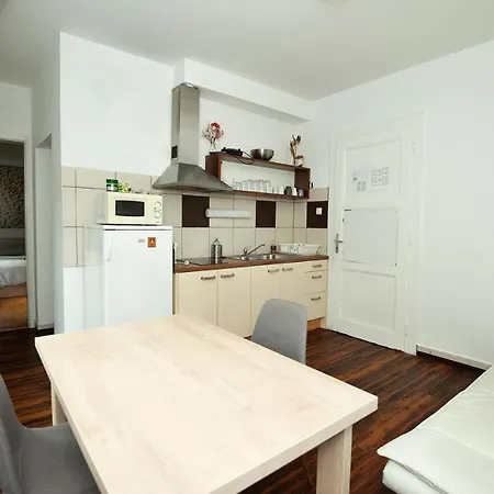 ゲストハウス ビバ ルームス リュブリャナ