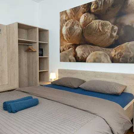 Viva 3* Ljubljana